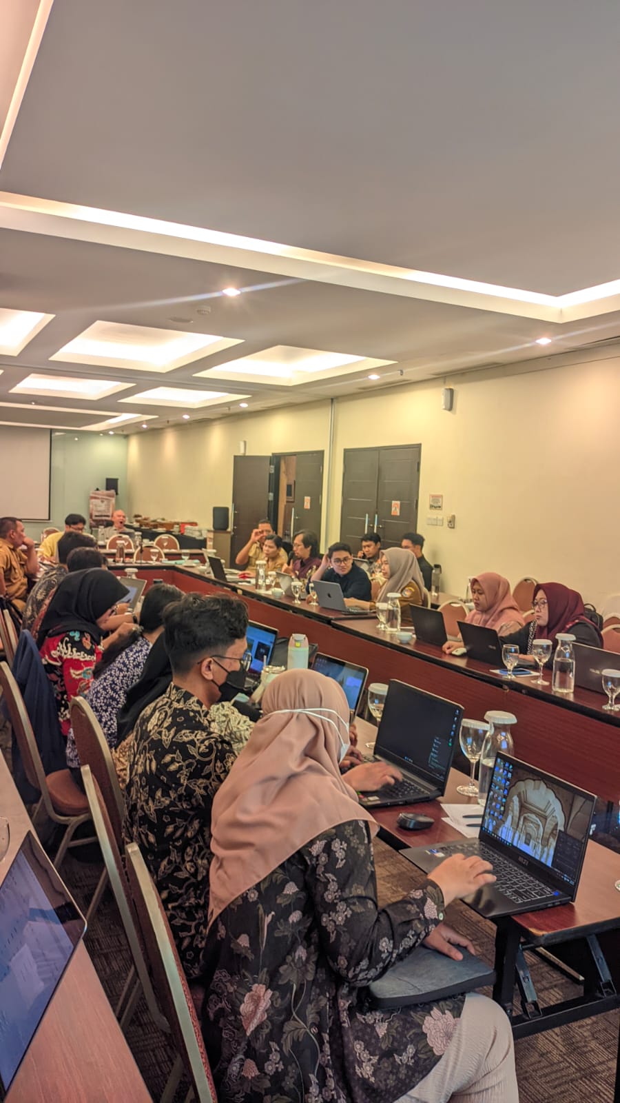 Dukungan Teknis & Fasilitasi Pejabat dalam Rapat Koordinasi Pusdatin Kemendagri